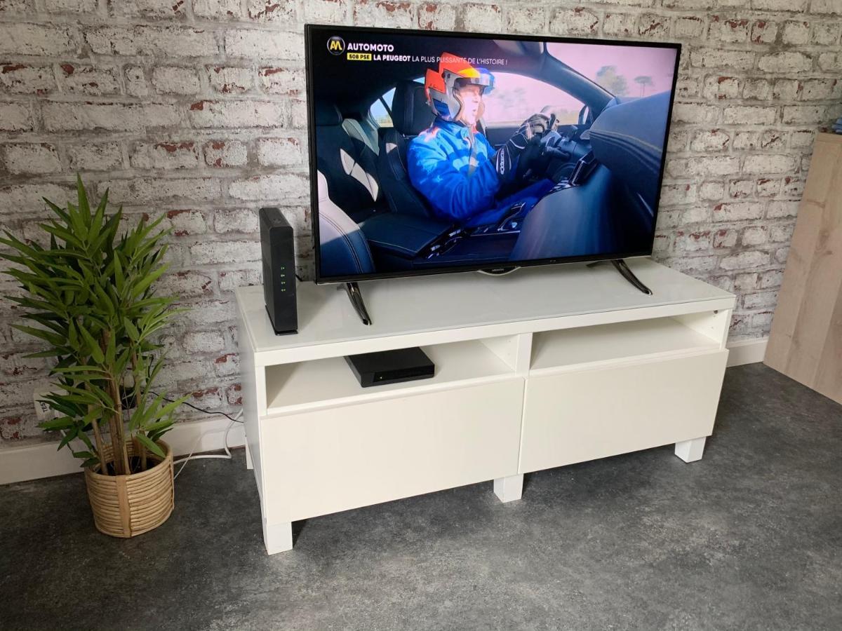 Appartement Tout Confort Dans Une Residence Calme จิเวต์ ภายนอก รูปภาพ