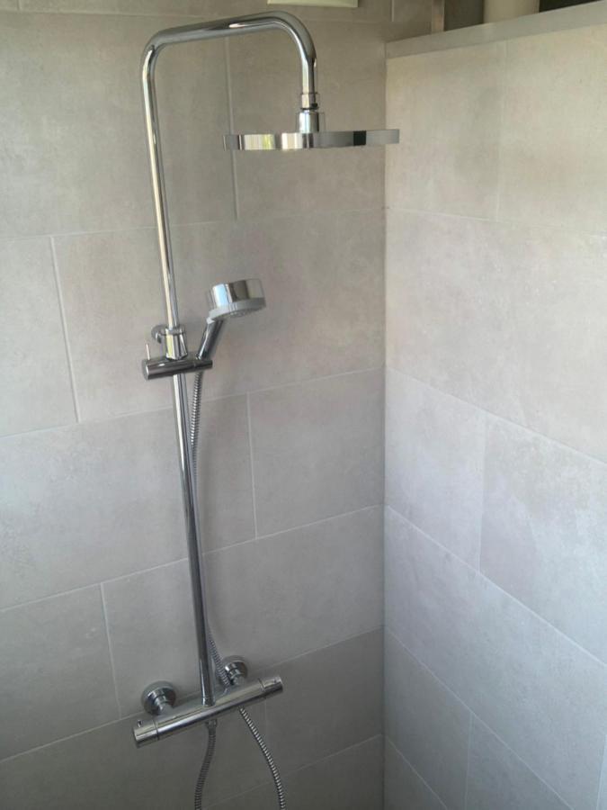 Appartement Tout Confort Dans Une Residence Calme จิเวต์ ภายนอก รูปภาพ